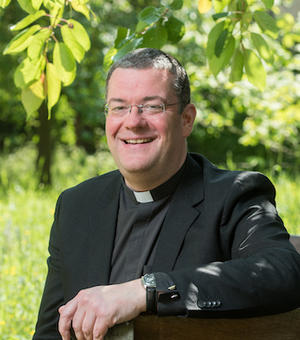 Simon Jones